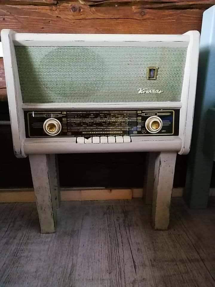 Retro radio01