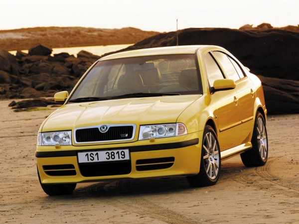 10nej 2001 skoda octavia rs 06 800 600