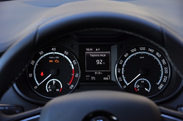 Test Skoda Octavia III RS 2013 TSI liftback 073 800 600